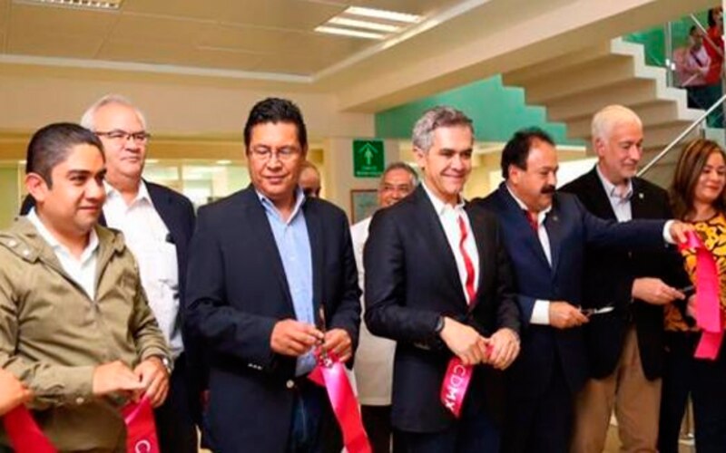 Inauguración de la nueva clínica de salud en la ciudad de México