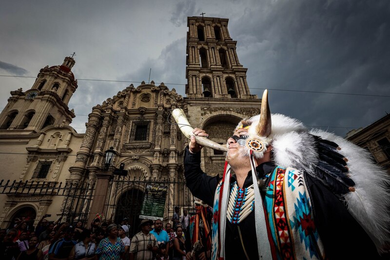 La tarde de este domingo se llevó acabo la tradicional Matlachinada en Saltillo donde participaron alrededor de 35 danzas de diferentes puntos del estado de Coahuila