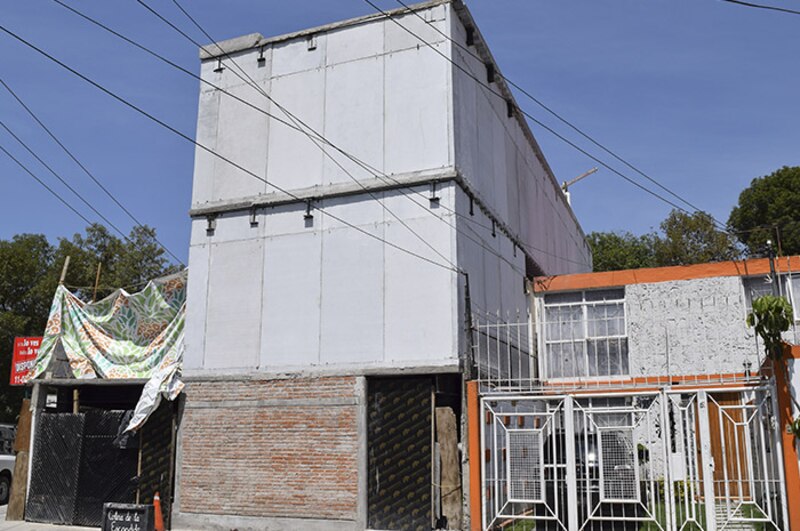 Construcción de un edificio de departamentos