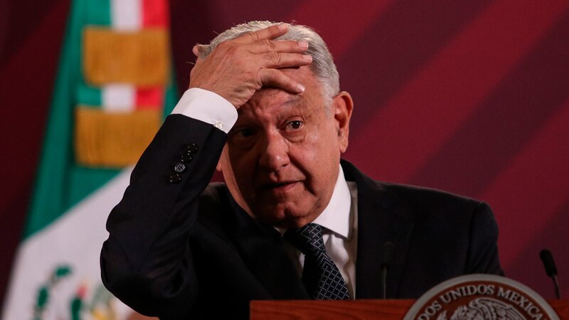 El presidente López Obrador se muestra preocupado por la situación económica del país.