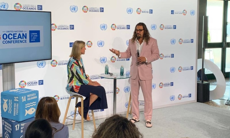 El actor Jason Momoa participa en la Conferencia de las Naciones Unidas sobre los Océanos