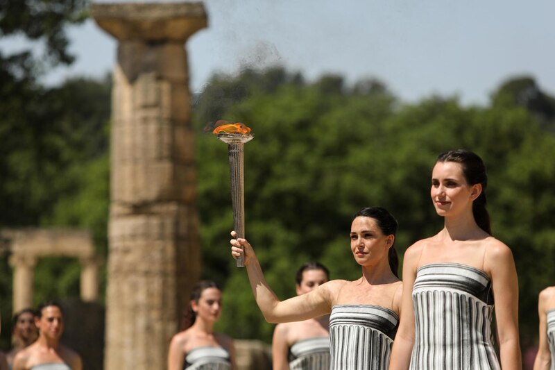 Ceremonia de encendido de la antorcha olímpica en Grecia