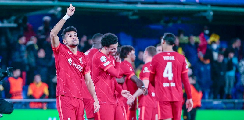 El Liverpool celebra la victoria en la Liga de Campeones