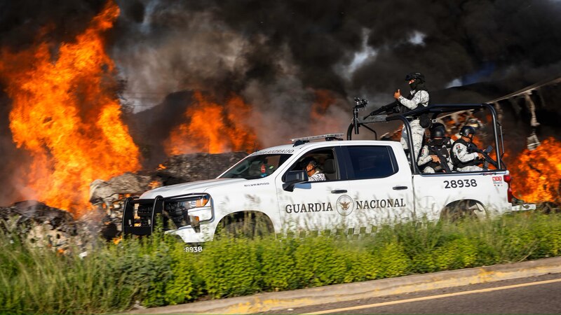 GN sofoca incendio en ducto de Pemex en Guanajuato