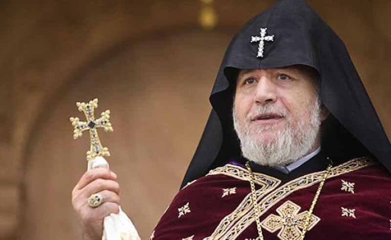 El Patriarca de la Iglesia Ortodoxa Armenia pronuncia un sermón