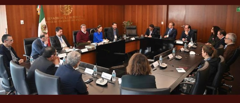 Reunión de trabajo de la Comisión de Justicia del Senado de la República