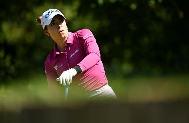 La golfista profesional Lydia Ko en acción durante un torneo de la LPGA.