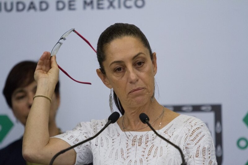 La Jefa de Gobierno de la Ciudad de México, Claudia Sheinbaum, da una conferencia de prensa.