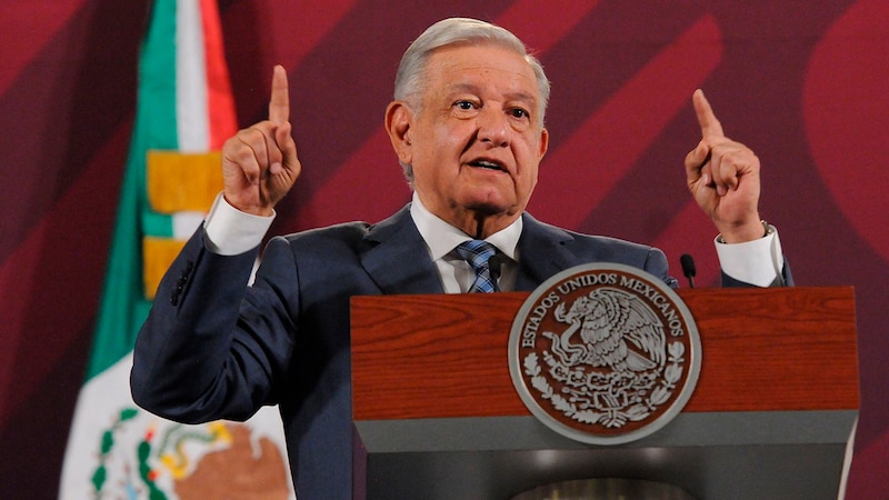 El presidente mexicano Enrique Peña Nieto da un discurso.