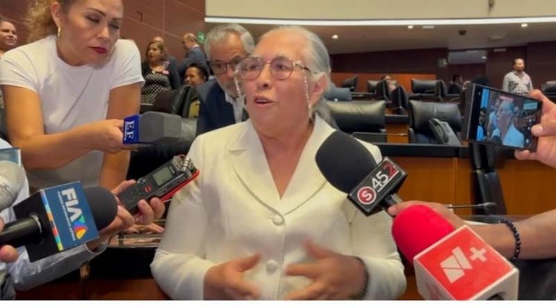 La presidenta de Honduras, Xiomara Castro, da un discurso ante el Congreso Nacional