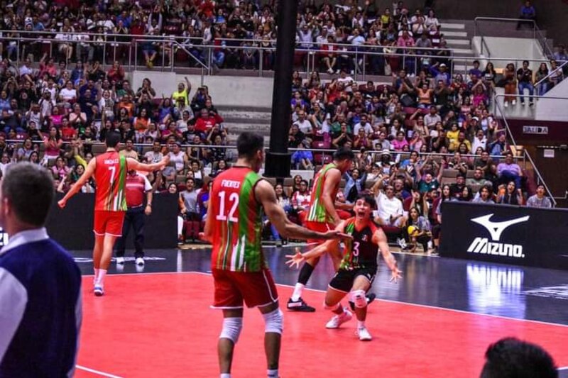 ¡Victoria para el equipo de voleibol!