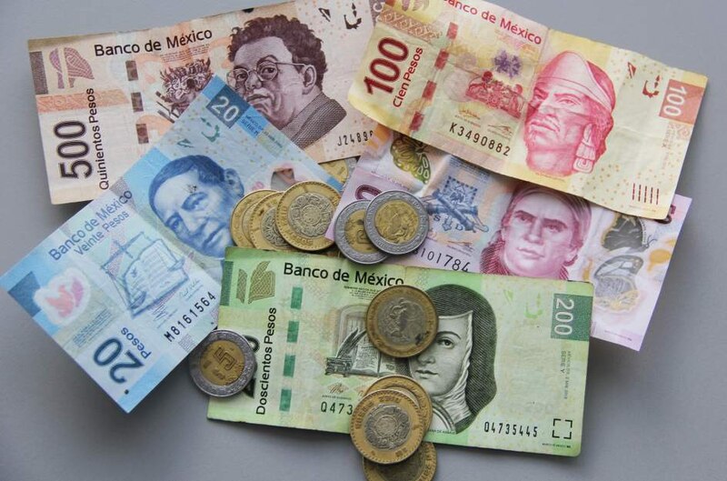 Monedas y billetes mexicanos