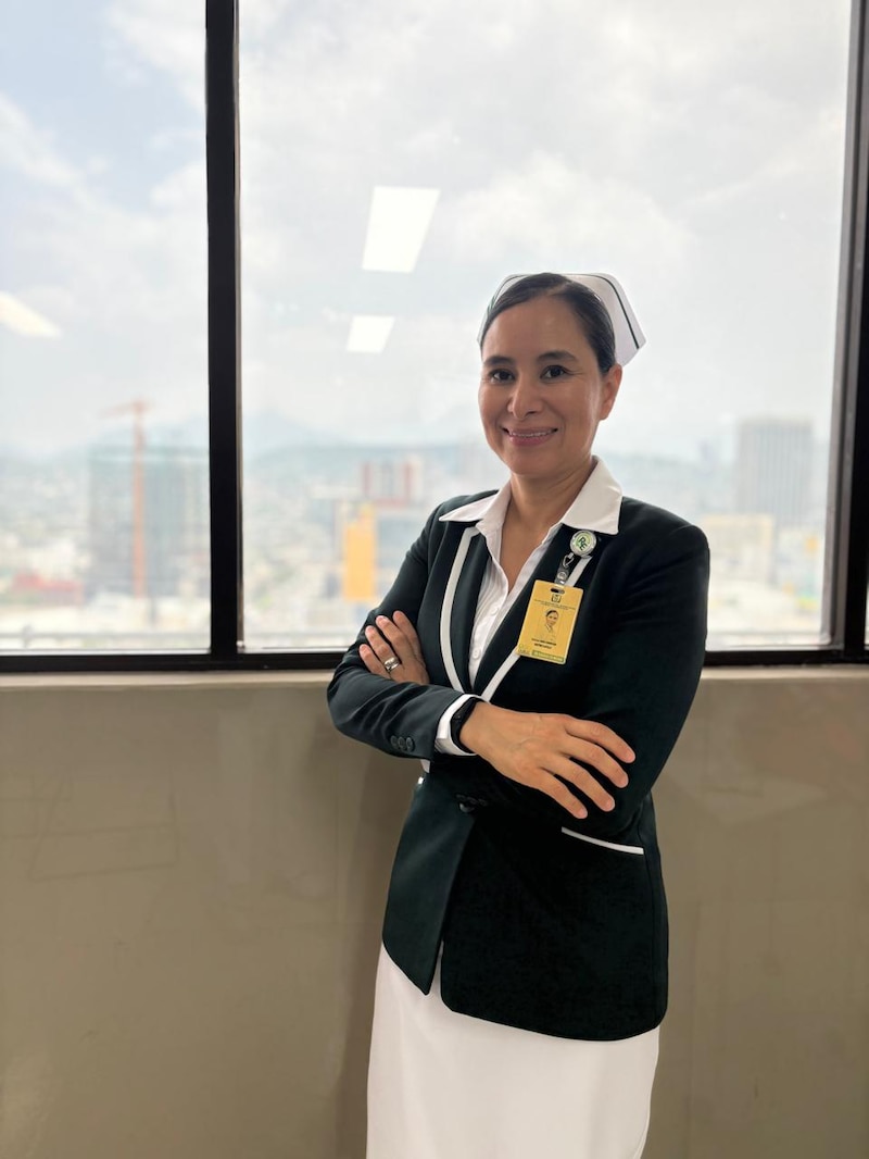 María Concepción Martínez, subjefa de Educación y en Enfermería de la UMAE hospital de Traumatología y Ortopedia 21 del IMSS, madre, trabajadora, jefa, esposa, en su vida no hay límites, todo se puede con trabajo en equipo
