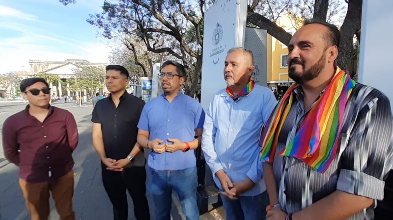 Políticos mexicanos celebran la aprobación del matrimonio igualitario
