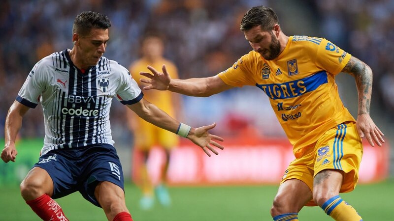 ¡Espectacular partido de fútbol!