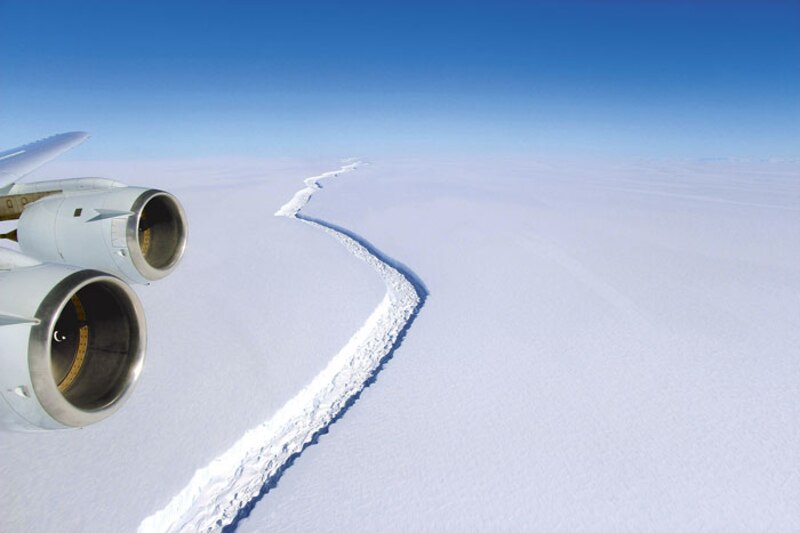 Una grieta en el hielo de la Antártida