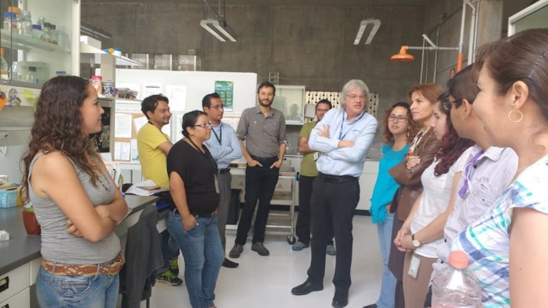 Investigadores en un laboratorio
