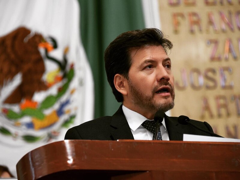 El presidente Andrés Manuel López Obrador da un discurso en el Palacio Nacional.