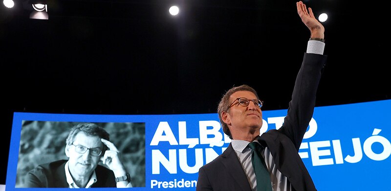 Alberto Núñez Feijóo, líder del PP, en un mitin de campaña