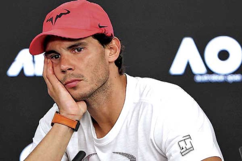 Rafael Nadal se muestra pensativo en una conferencia de prensa