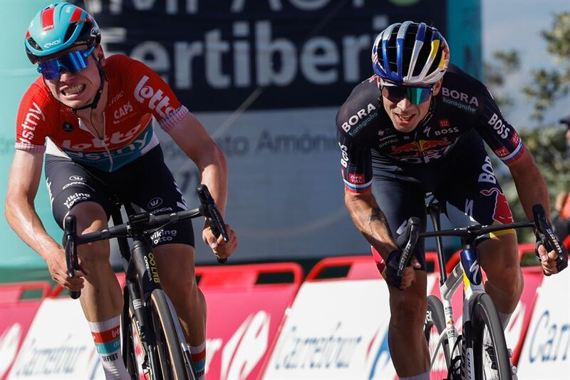 Ciclistas en una carrera