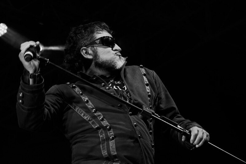 Cantante de rock en concierto