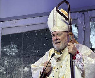 Arzobispo de Miami pide suspensión temporal de deportaciones durante temporada navideña