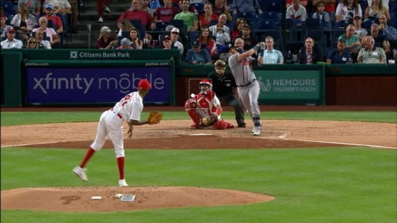 Bryce Harper conecta un jonrón solitario en la sexta entrada