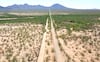 EU pone en marcha ampliación de 100 kilómetros de muro en frontera con México 