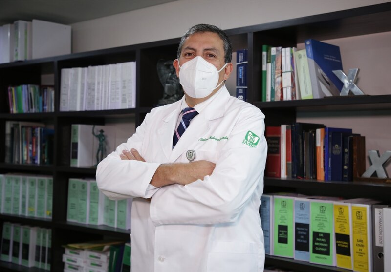 El Dr. Rafael Medrano, especialista en medicina interna del IMSS, habla sobre la importancia de la prevención de enfermedades.