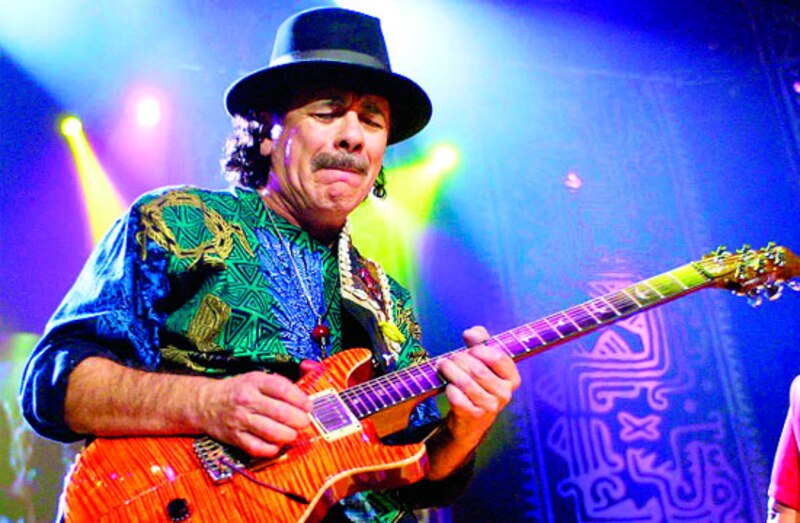 Carlos Santana, el guitarrista mexicano que conquistó el mundo