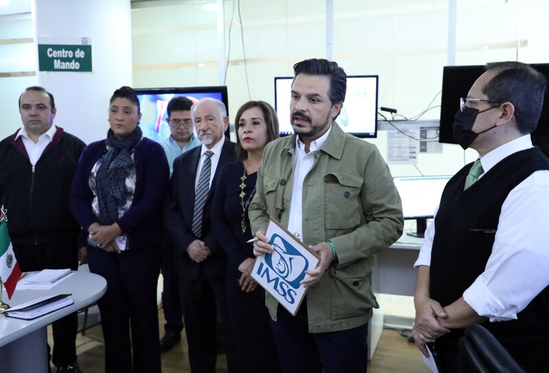 El director general del IMSS, Zoé Robledo, durante la conferencia de prensa matutina del presidente Andrés Manuel López Obrador.