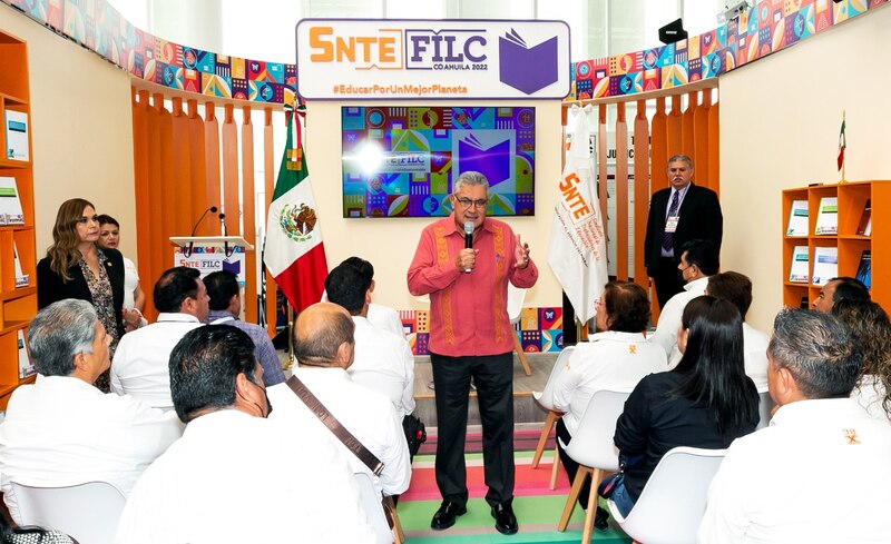 El SNTE FILC se reúne para discutir la educación en México