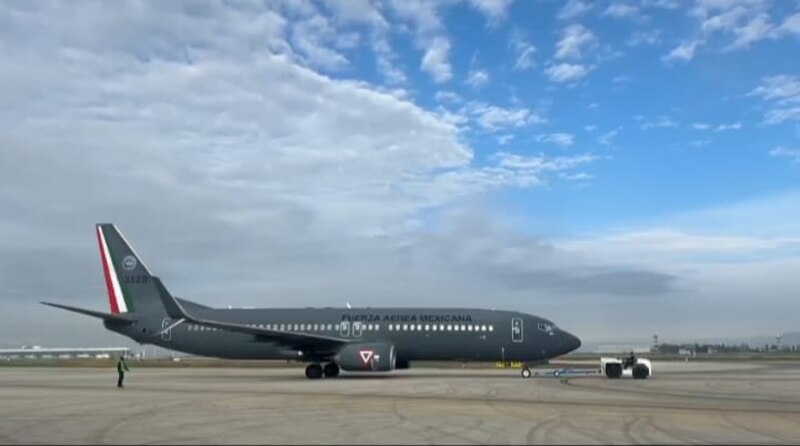 El avión presidencial mexicano aterriza en el Aeropuerto Internacional de la Ciudad de México