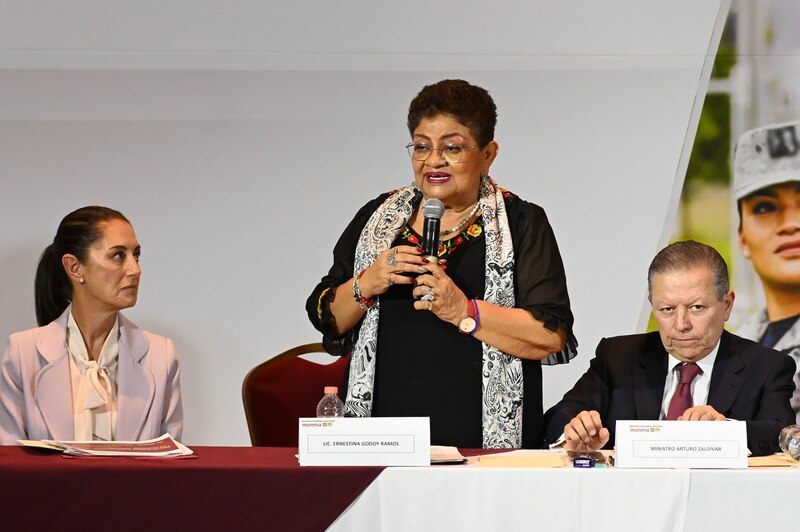 La Secretaria de Educación Pública, Leticia Ramírez Amaya, durante una conferencia de prensa