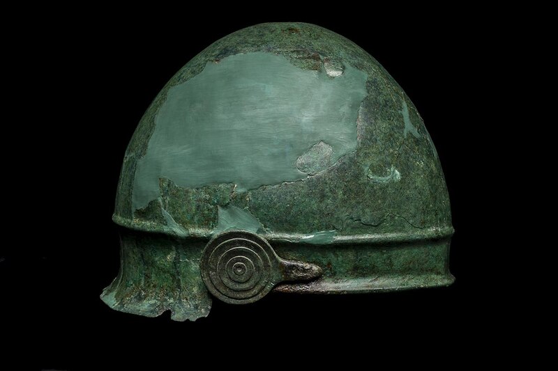 Casco griego antiguo