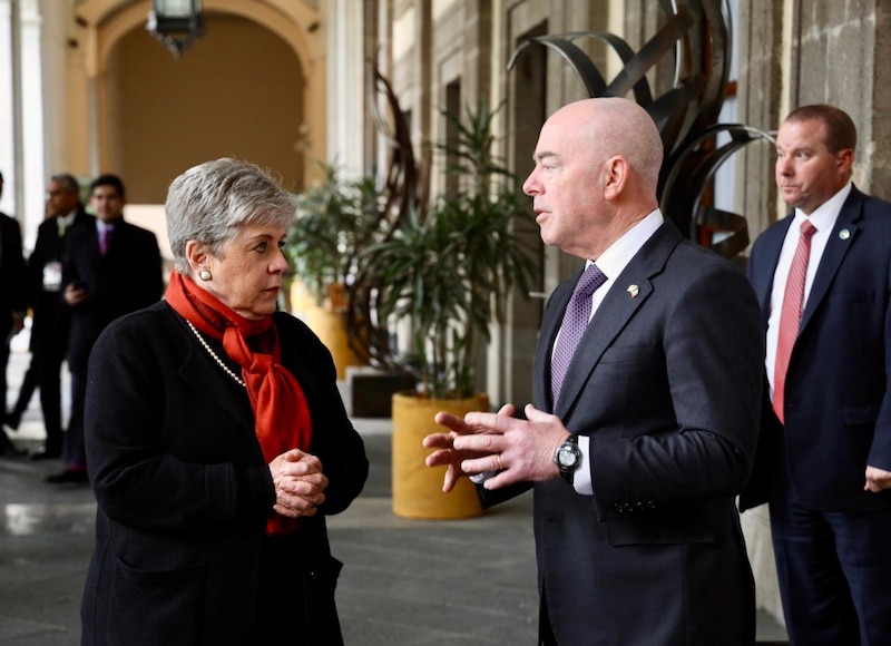 El presidente de México, Andrés Manuel López Obrador, se reúne con la presidenta de la Comunidad de Madrid, Isabel Díaz Ayuso.