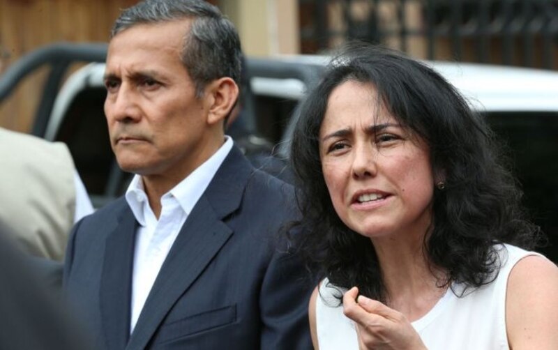 La alcaldesa de Bogotá, Claudia López, y el presidente de Colombia, Gustavo Petro, en un evento público.