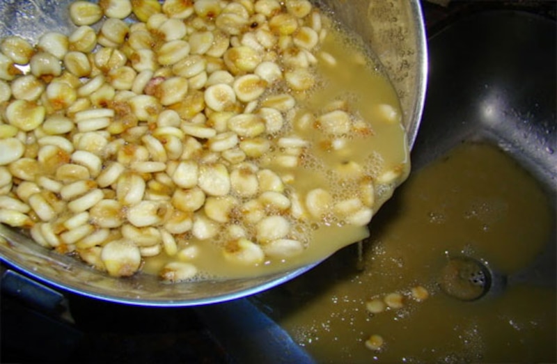 Maíz cocido en agua con cal
