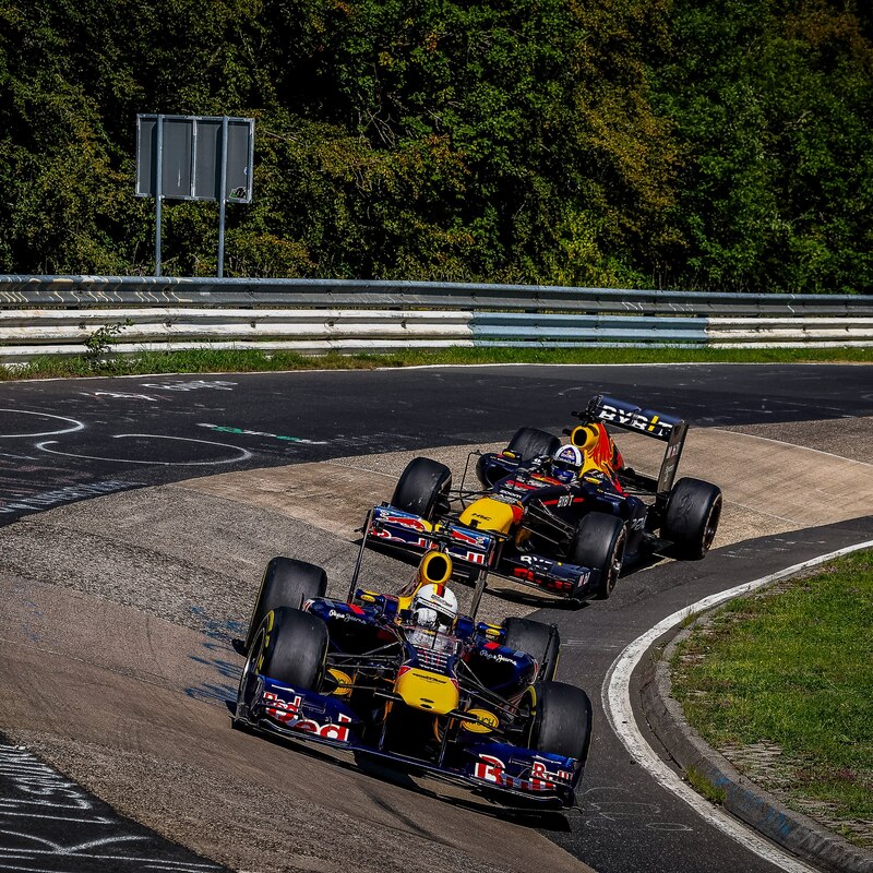 Fórmula 1
Red Bull Racing
Sebastian Vettel
Mark Webber
Gran Premio de Alemania
2013
Nürburgring
Circuito
Carrera
Velocidad