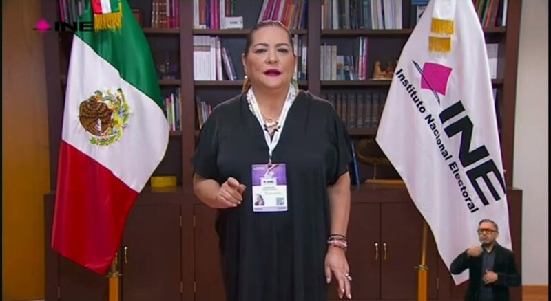 La presidenta del INE, Lorenzo Córdova, habla sobre la importancia de la democracia en México.