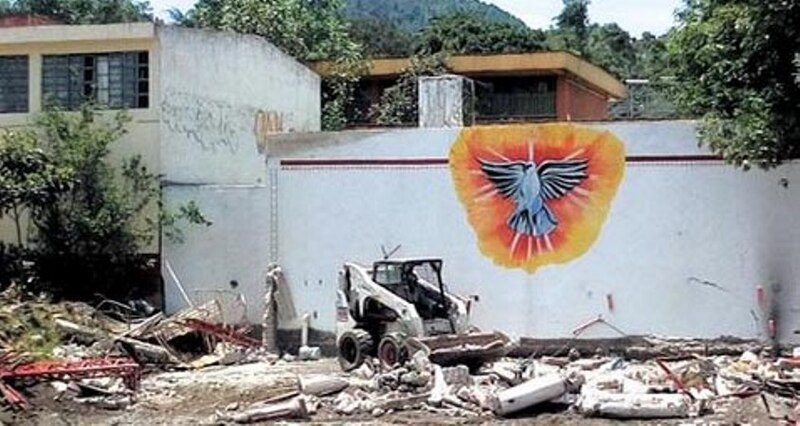 El Espíritu Santo guía la demolición de un edificio