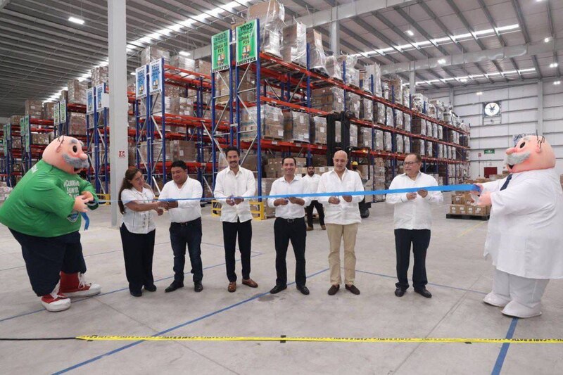Inauguración de la nueva bodega de YOOX