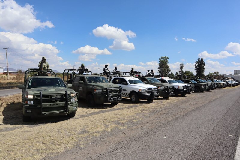 Militares mexicanos resguardan la frontera sur de México
