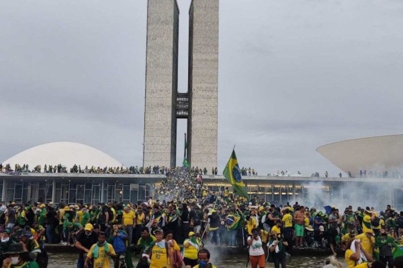 Multitudinaria manifestación en Brasilia