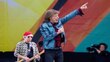 Mick Jagger dice que gobernador de Luisiana, “quiere regresar a la Edad de Piedra”