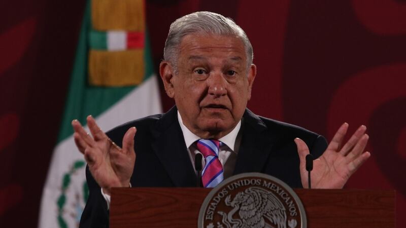 El presidente mexicano, Enrique Peña Nieto, da un discurso.