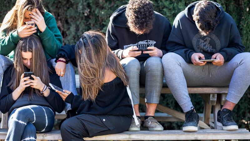 adolescentes-españoles-2026