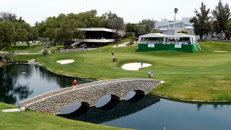 Golfistas en el campo de golf