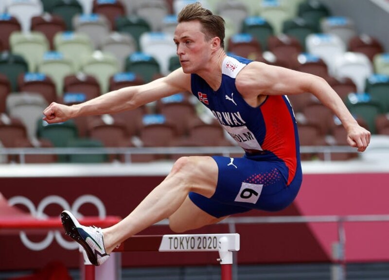 Karsten Warholm gana el oro en los 400 metros vallas masculinos en los Juegos Olímpicos de Tokio 2020